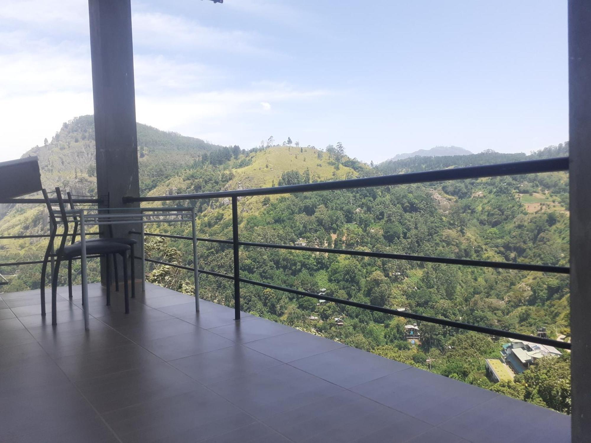 Ella Floating View Acomodação com café da manhã Exterior foto